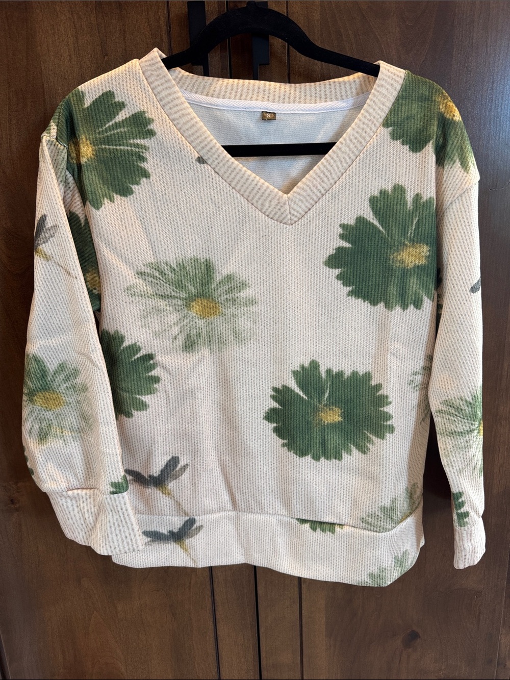 Women's Cream V-Neck Floral Sweater with Green Daisy Print